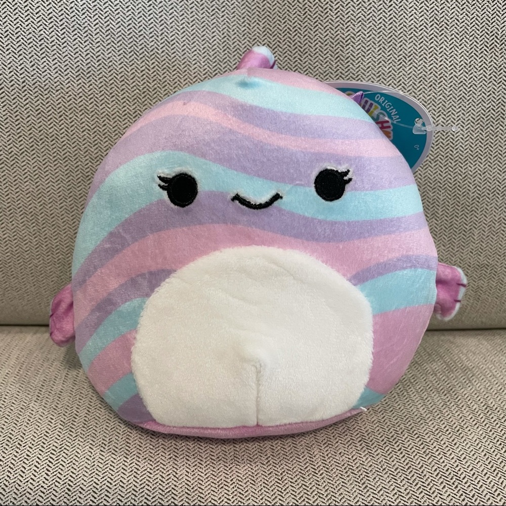Squishmallow 5” Martina